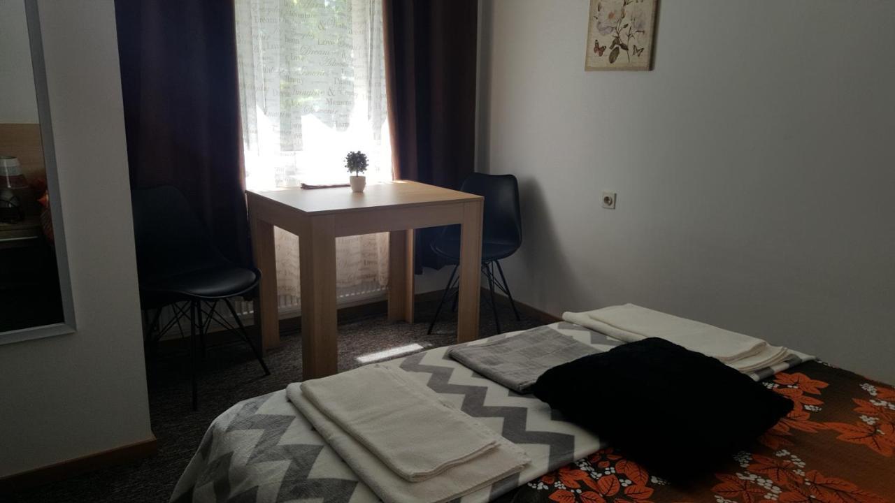 Park Rooms Dugo Selo Exterior photo