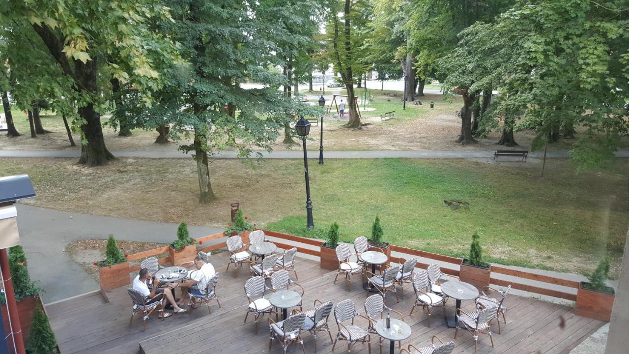 Park Rooms Dugo Selo Exterior photo